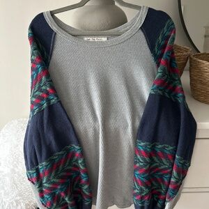 We The Free Women's Gray Rainbow Dreams Top Size M Balloon Sleeves Boho Aztec